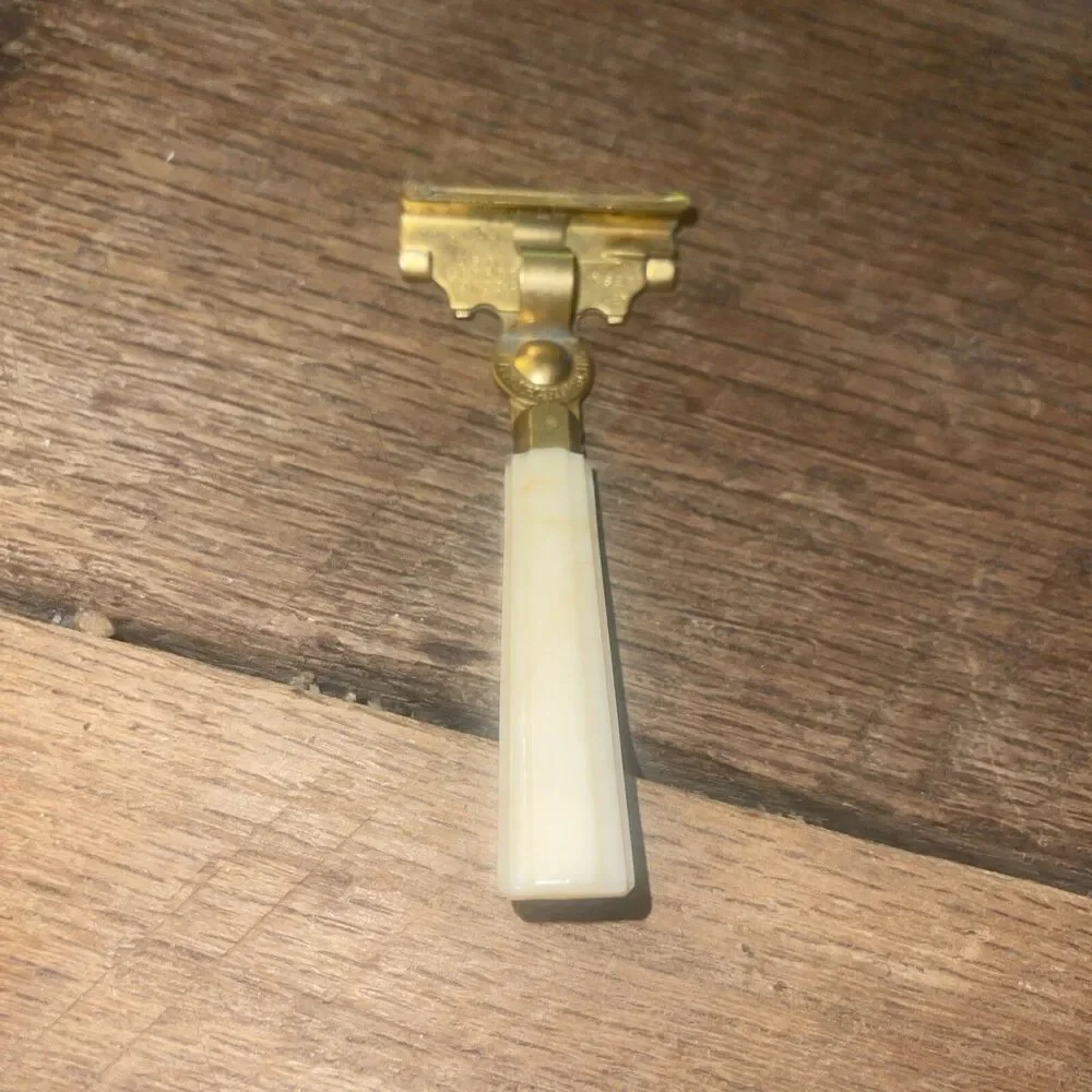 Vintage Schick Injector Safety Razor Special Bakelite Handle